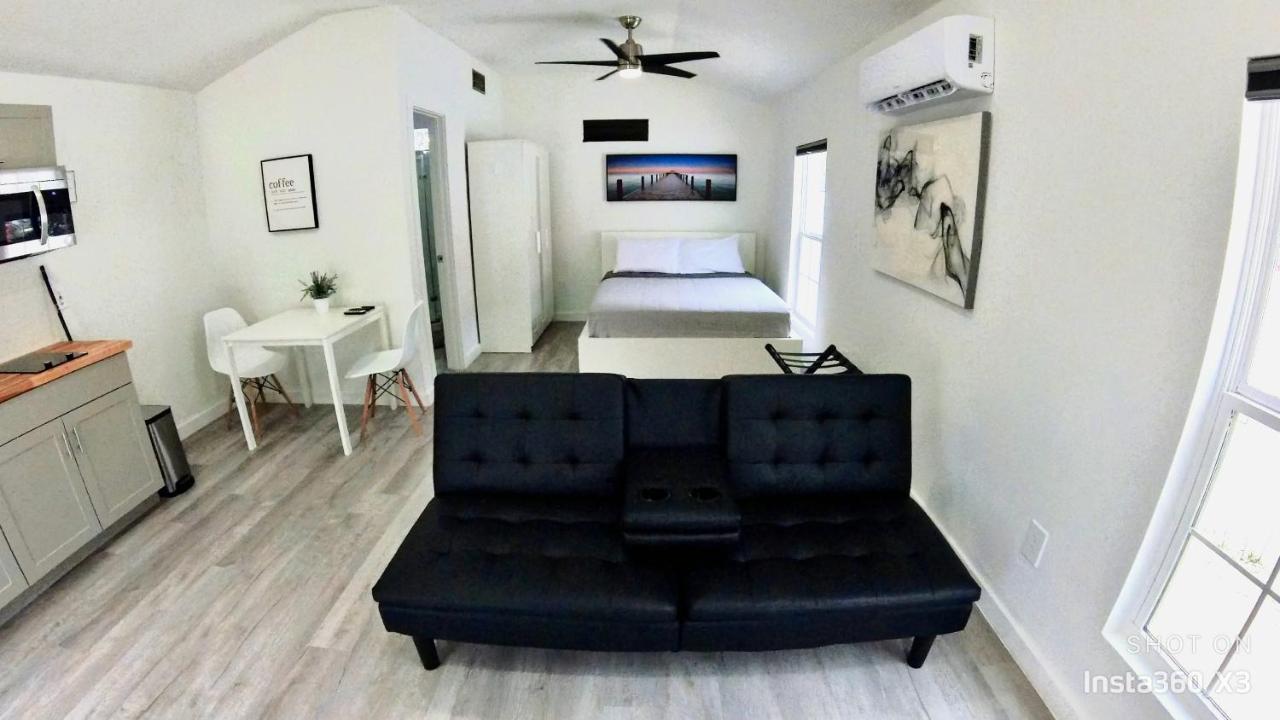 All Modern Studio With Private Entry & Parking. Brandon Zewnętrze zdjęcie
